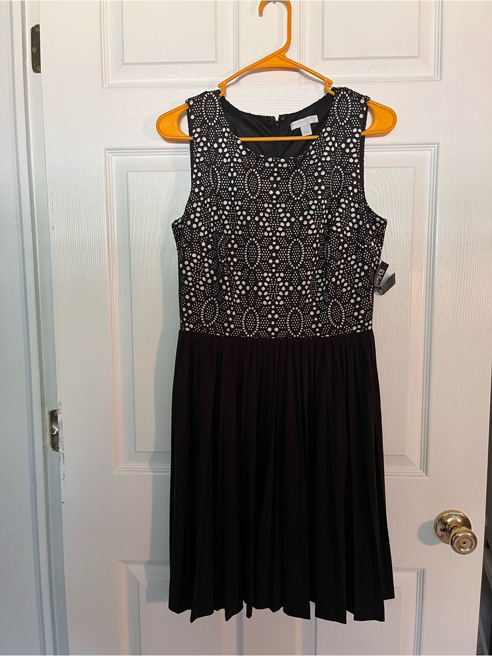 New York & Company Black and White Sleeveless Fit-and-Flare Dress